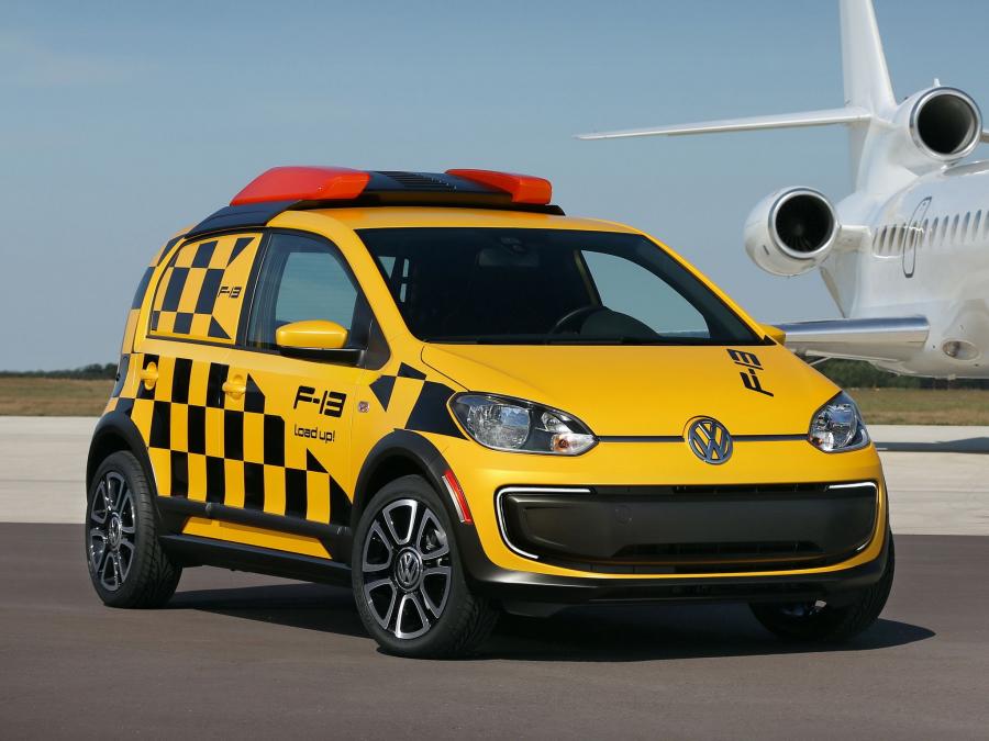  Volkswagen e-load up! Concept 2013 года  (фото 8 из 12)